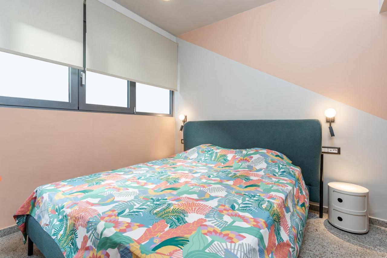 Pop Art Homm In Groovy Koukaki Apartment Athens Ngoại thất bức ảnh